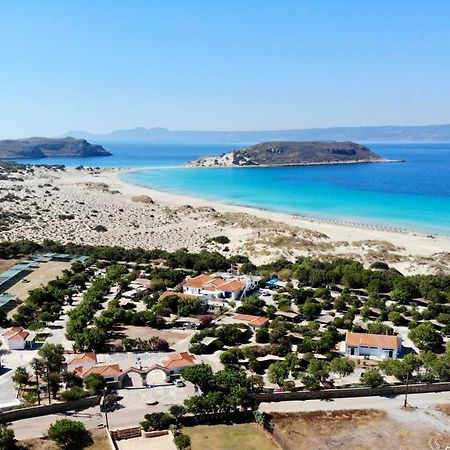 Simos Camping Elafonisos & Bungalows Bagian luar foto